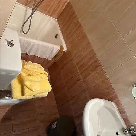 Center Apartment *